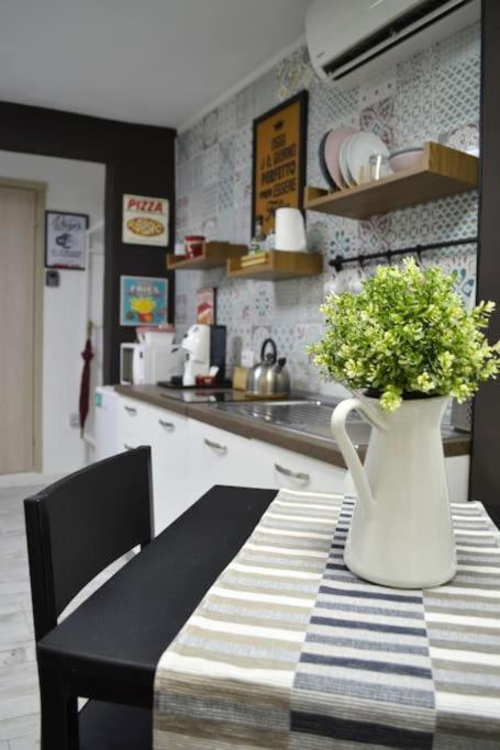 Casa Mya - Studio Flat Neapol Zewnętrze zdjęcie