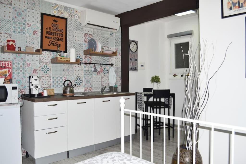 Casa Mya - Studio Flat Neapol Zewnętrze zdjęcie